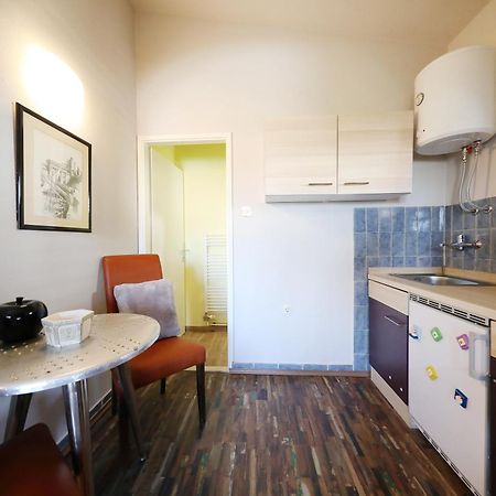 Villa Terracotta Studio 2 Stari Grad Kültér fotó